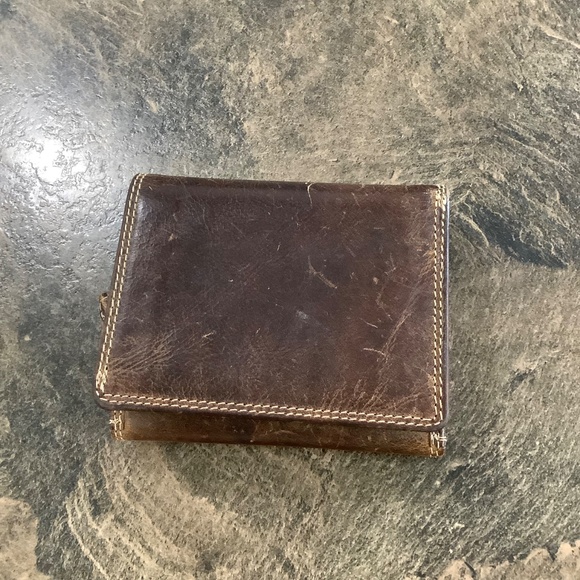 Vintage Adrian Klis Men’s distressed leather wallet - Picture 4 of 13